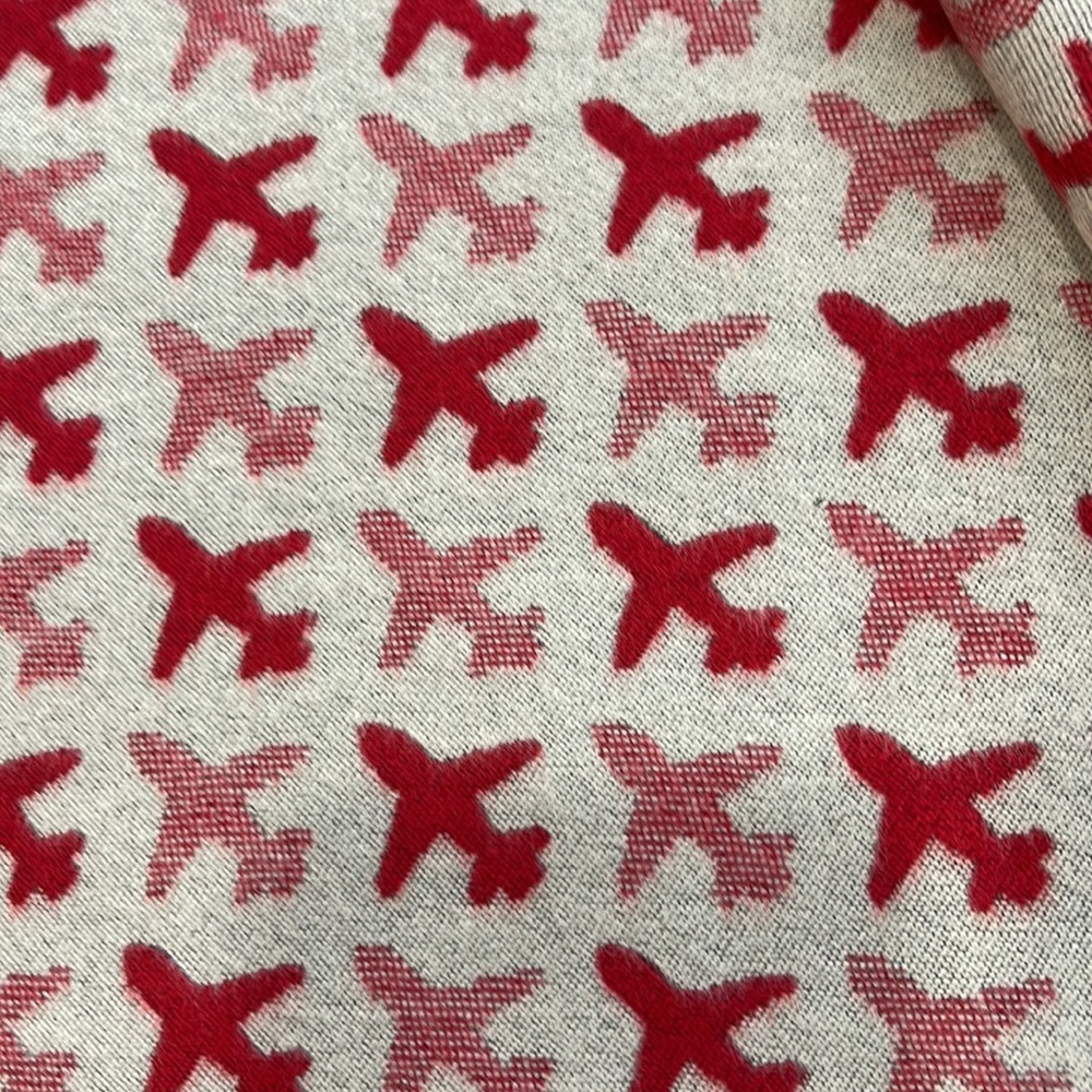 Oversized airplane scarf/wrap nwot - Picture 6 of 7